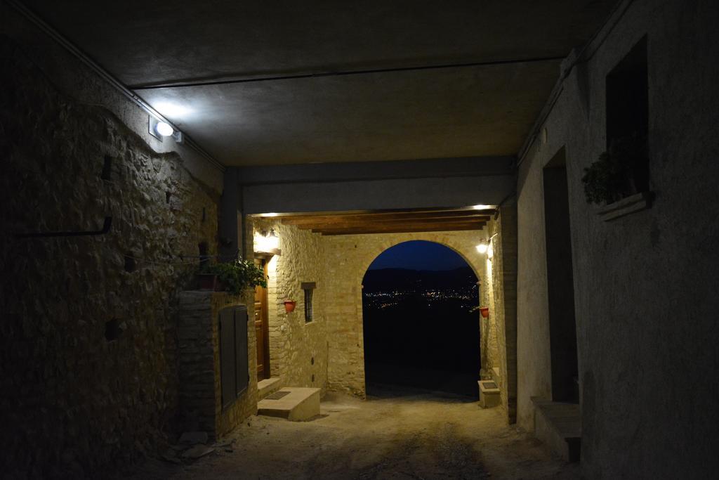 A Casa Di Mi Appartamenti Vacanza 몬테팔코 외부 사진