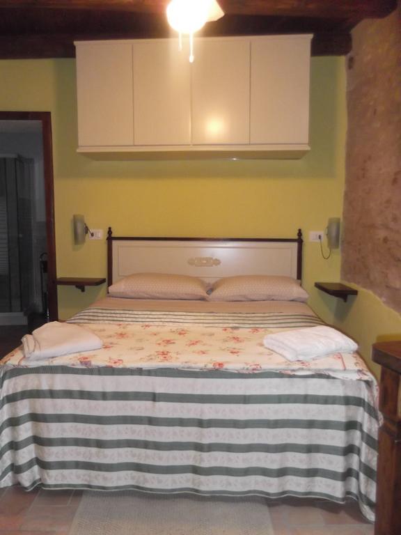 A Casa Di Mi Appartamenti Vacanza 몬테팔코 객실 사진