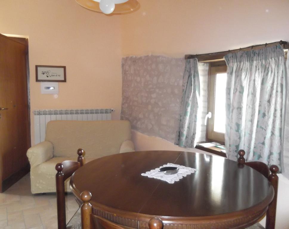 A Casa Di Mi Appartamenti Vacanza 몬테팔코 객실 사진