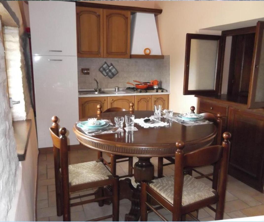 A Casa Di Mi Appartamenti Vacanza 몬테팔코 외부 사진