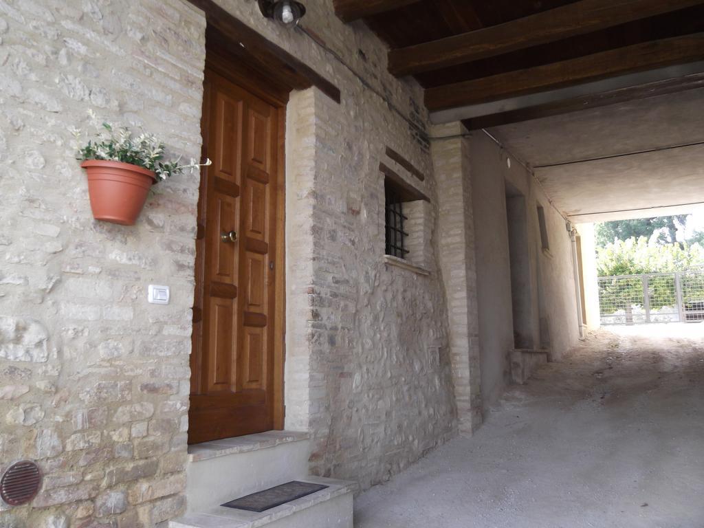 A Casa Di Mi Appartamenti Vacanza 몬테팔코 객실 사진