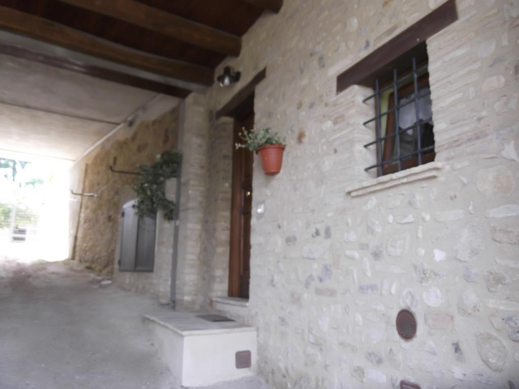 A Casa Di Mi Appartamenti Vacanza 몬테팔코 객실 사진